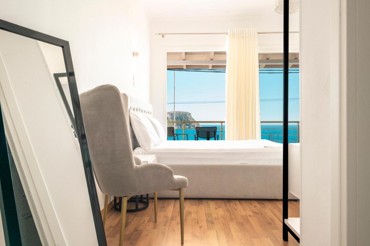 Ionio Rooms I Himare Eksteriør bilde